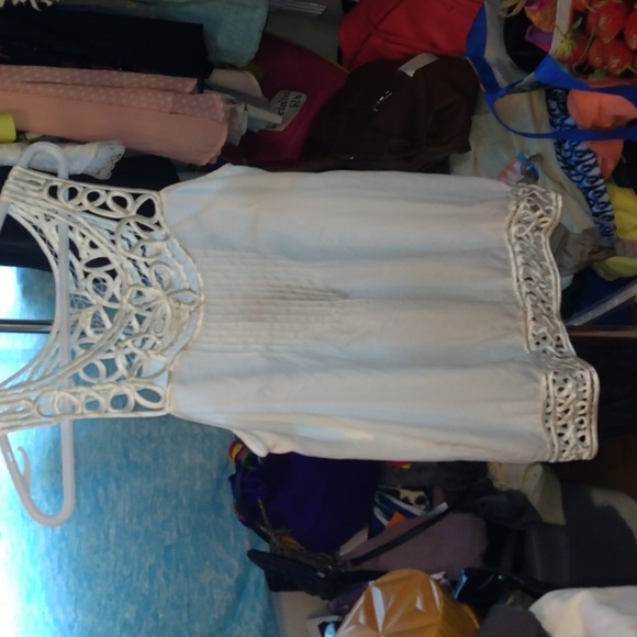 Trinity women's white sleeveless top sz small New - Picture 1 of 17